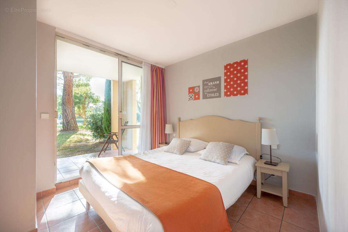 Appartement à MANDELIEU-LA-NAPOULE