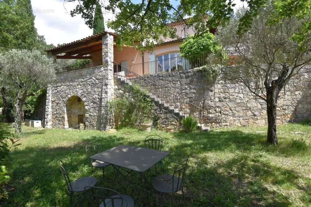 Maison à FAYENCE