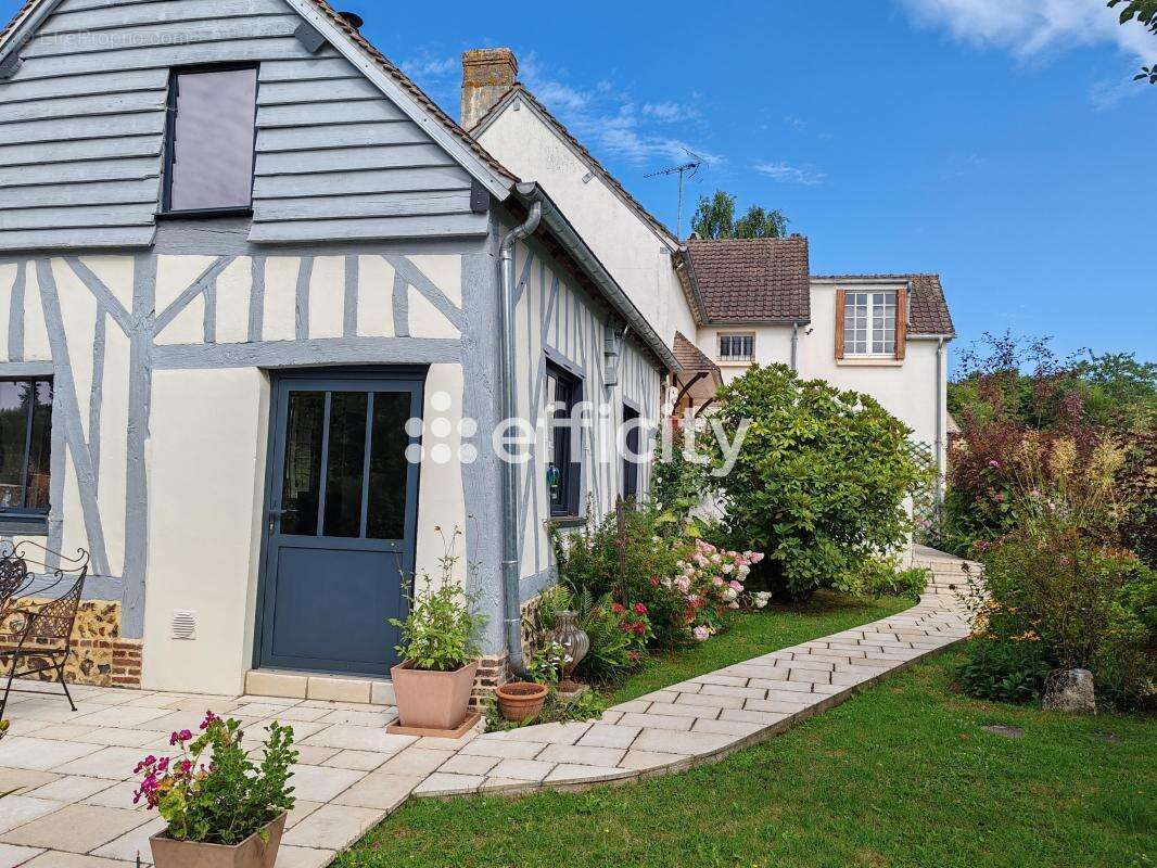 Maison à LES ASPRES