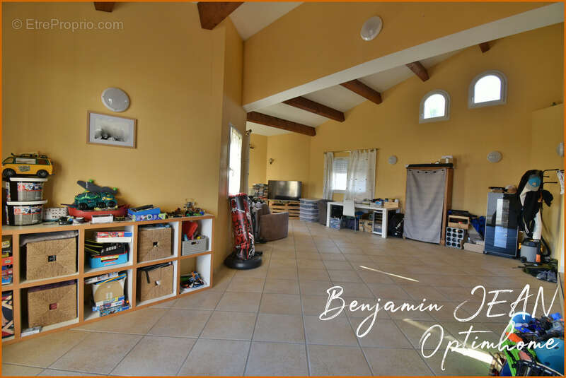 Maison à SAUVIAN
