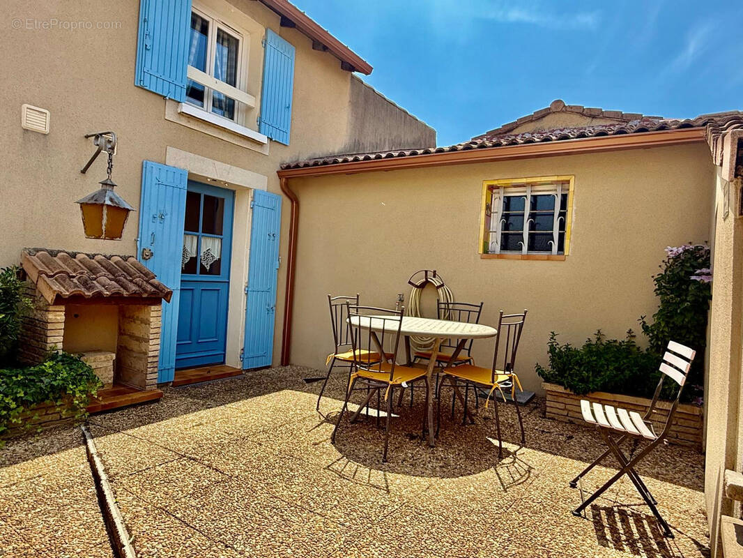 Maison à ROGNONAS