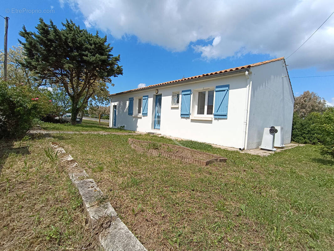 Maison à PORT-DES-BARQUES