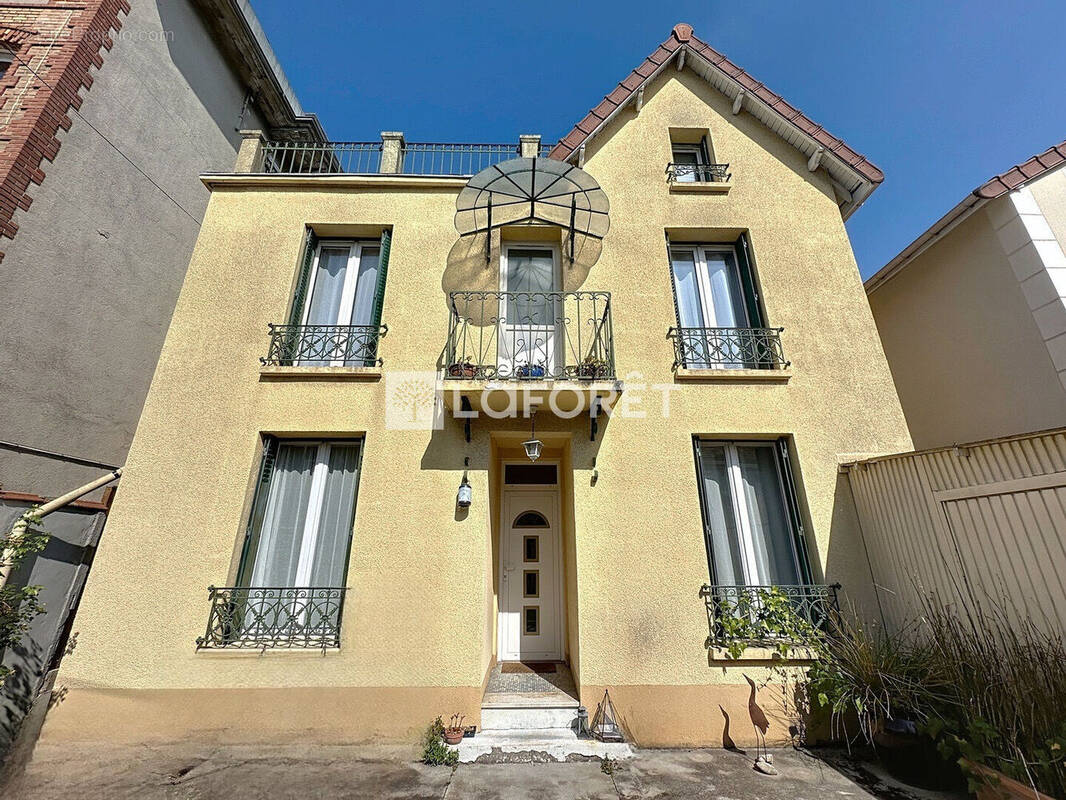 Maison à CHAMPIGNY-SUR-MARNE