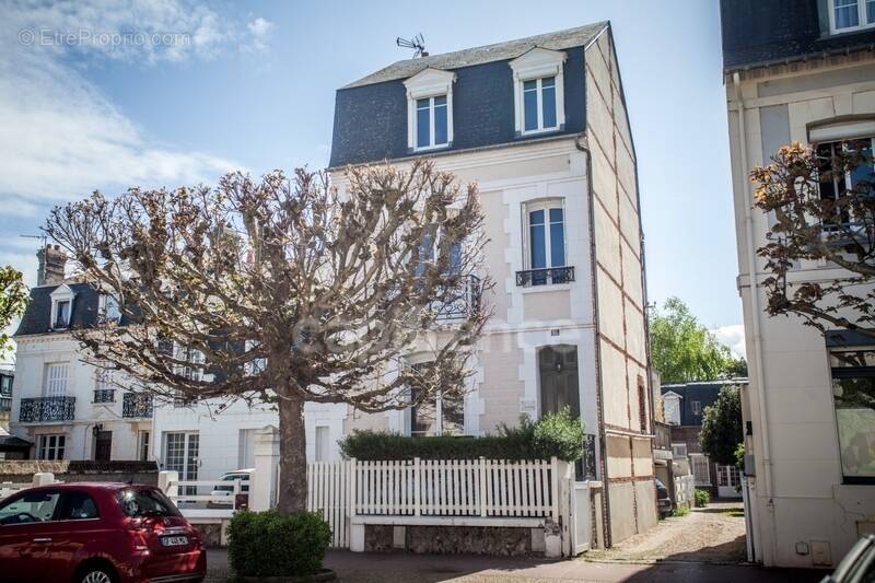 Maison à DEAUVILLE