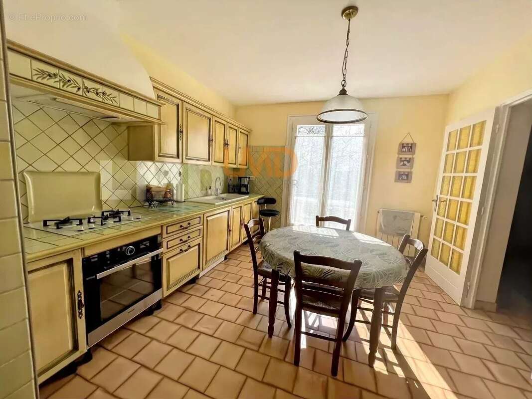 Maison à BOLLENE