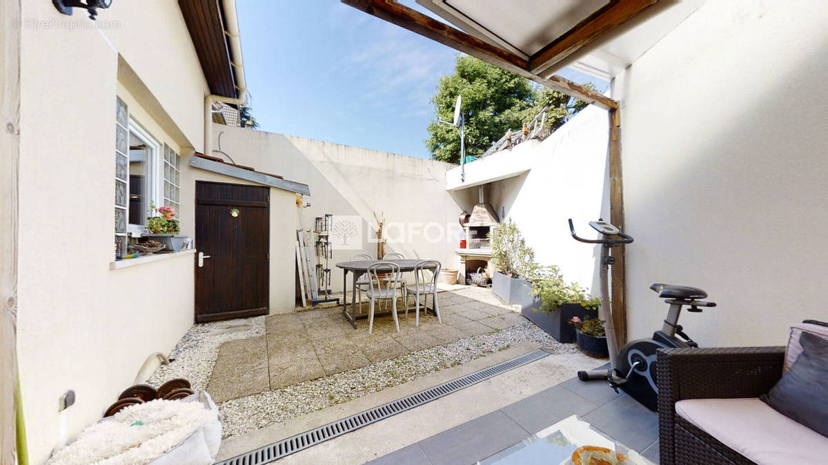 Maison à VIROFLAY