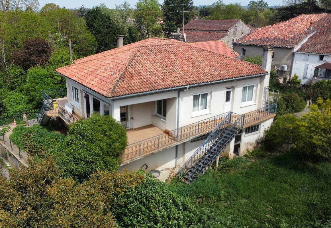 Maison à LAYRAC