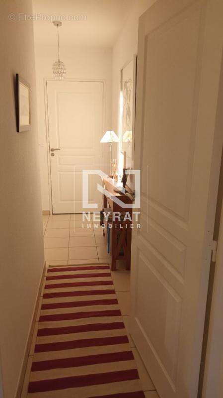 Appartement à FAYENCE