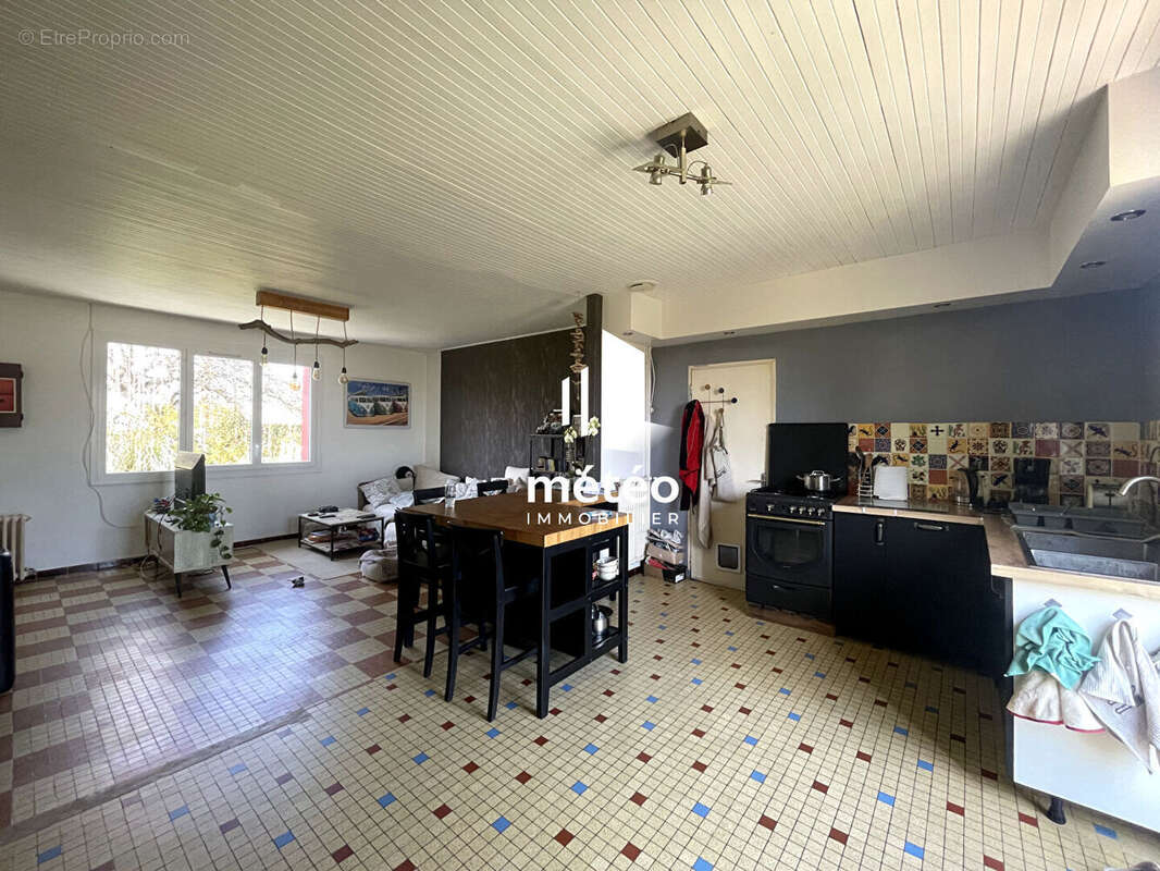 Maison à ANGLES
