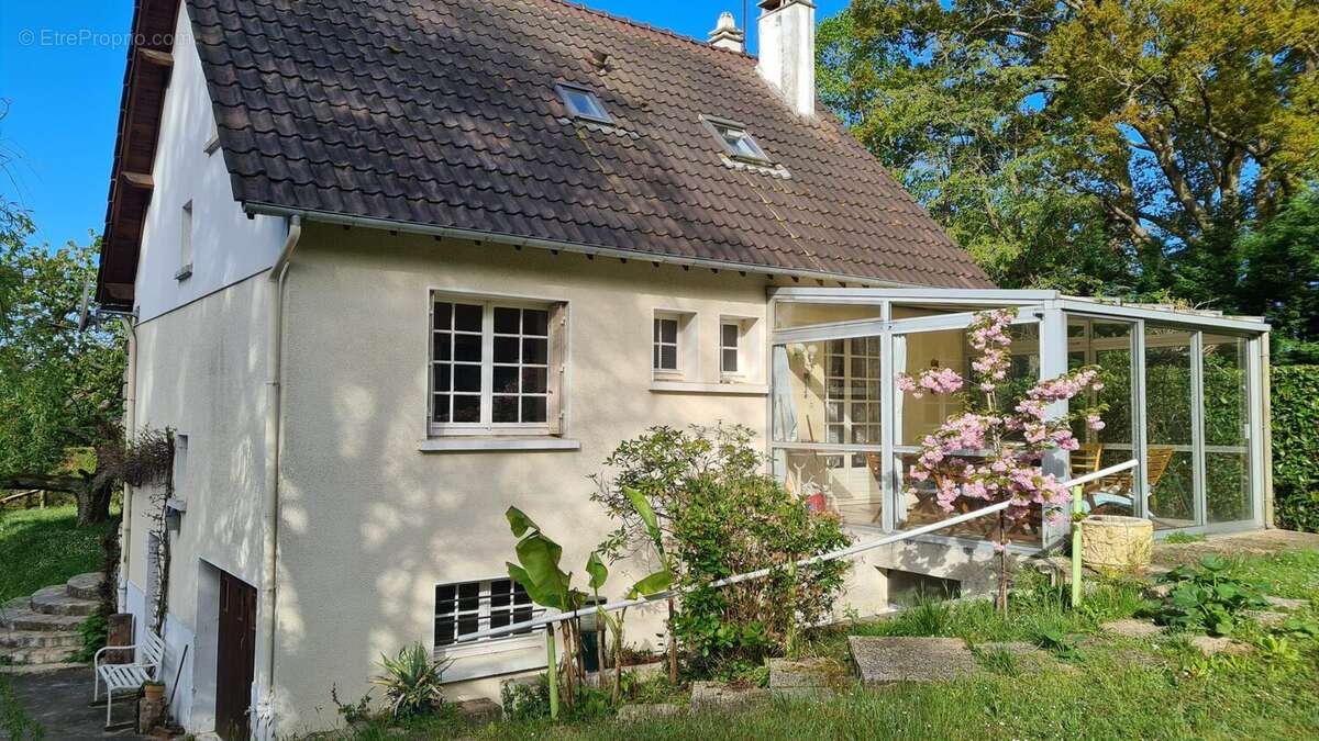 Maison à MAULE