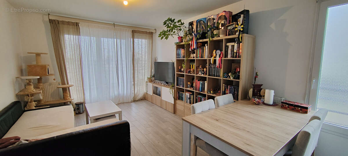 Appartement à VILLERON