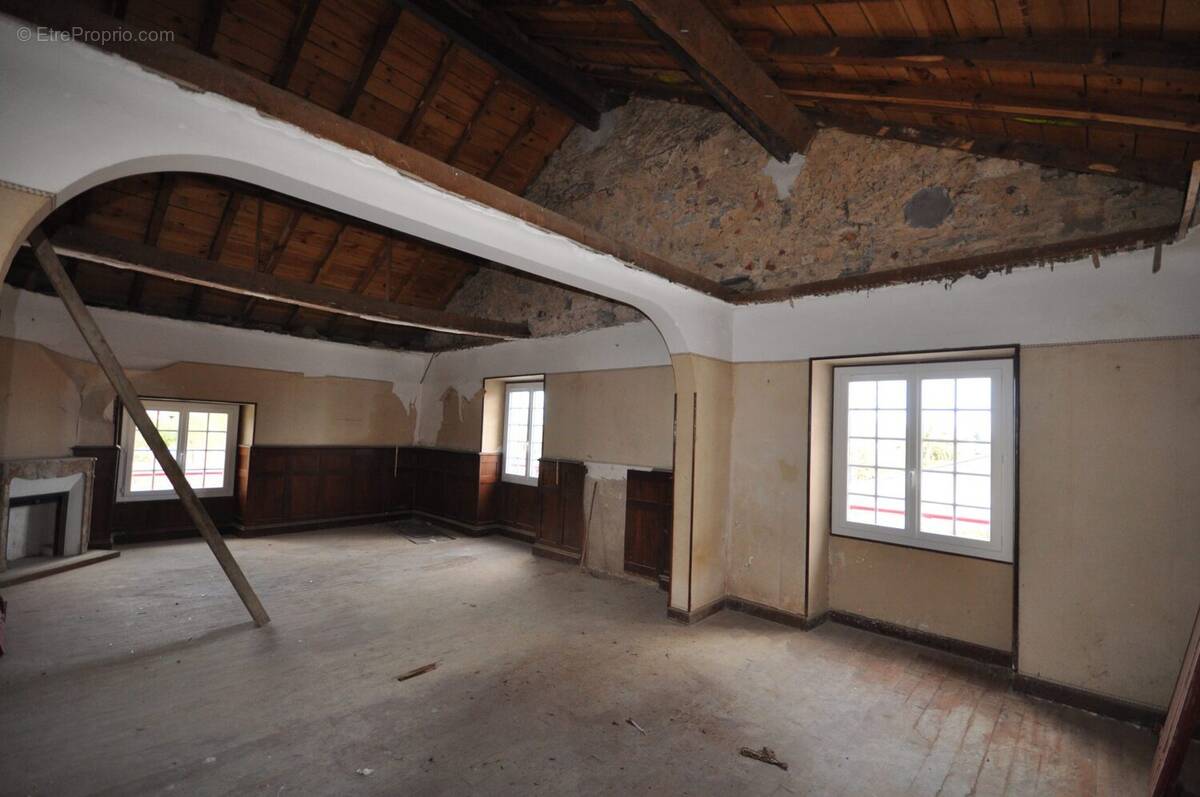 Appartement à USTARITZ