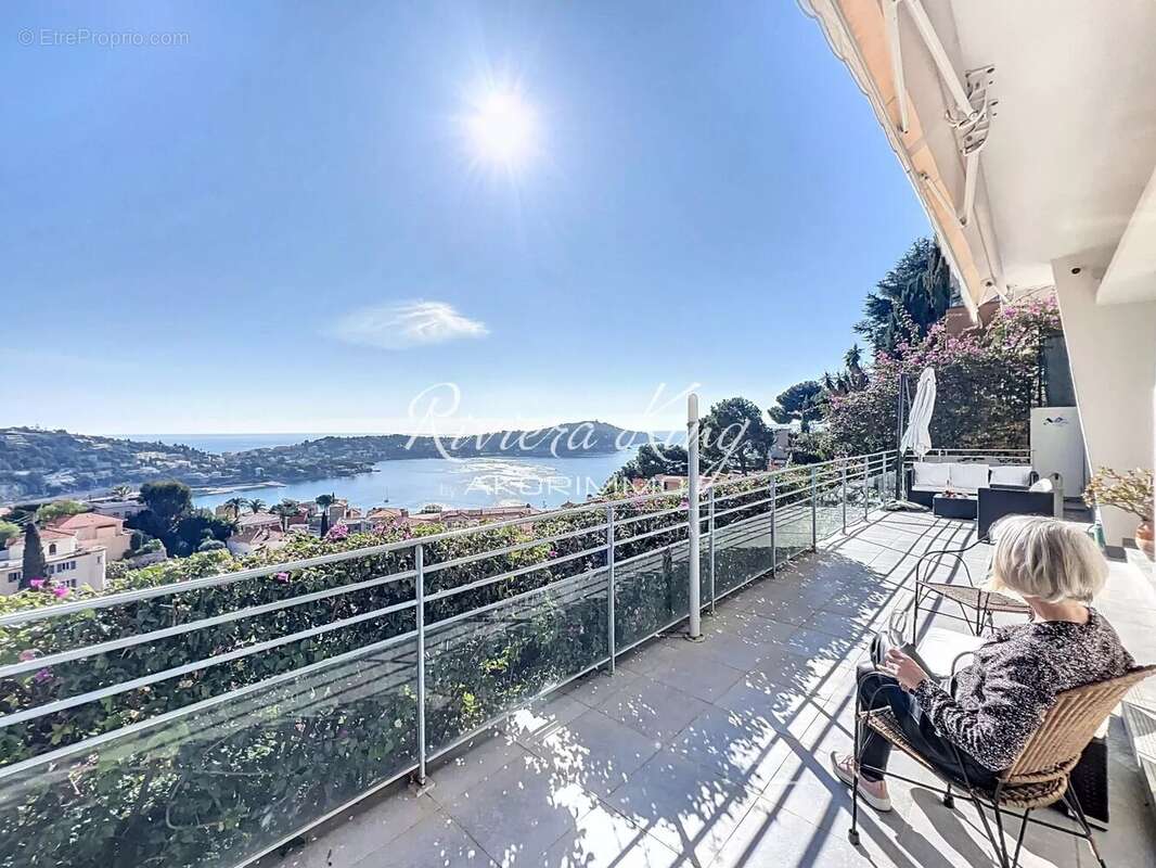 Appartement à VILLEFRANCHE-SUR-MER