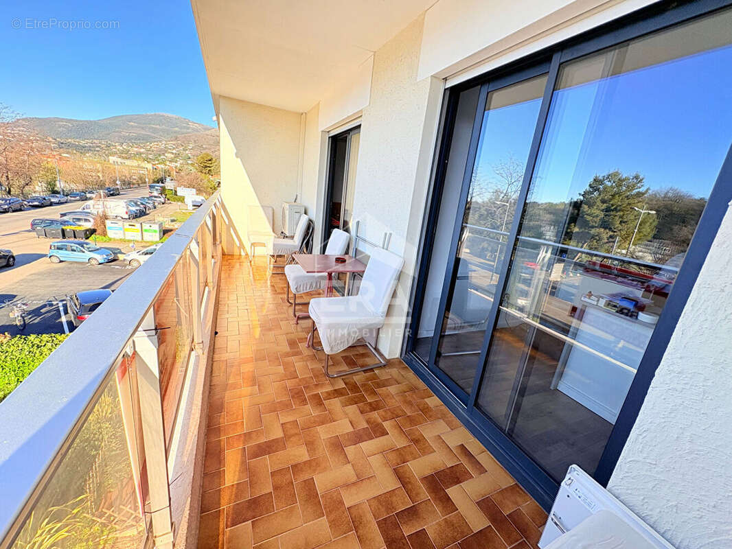 Appartement à VENCE