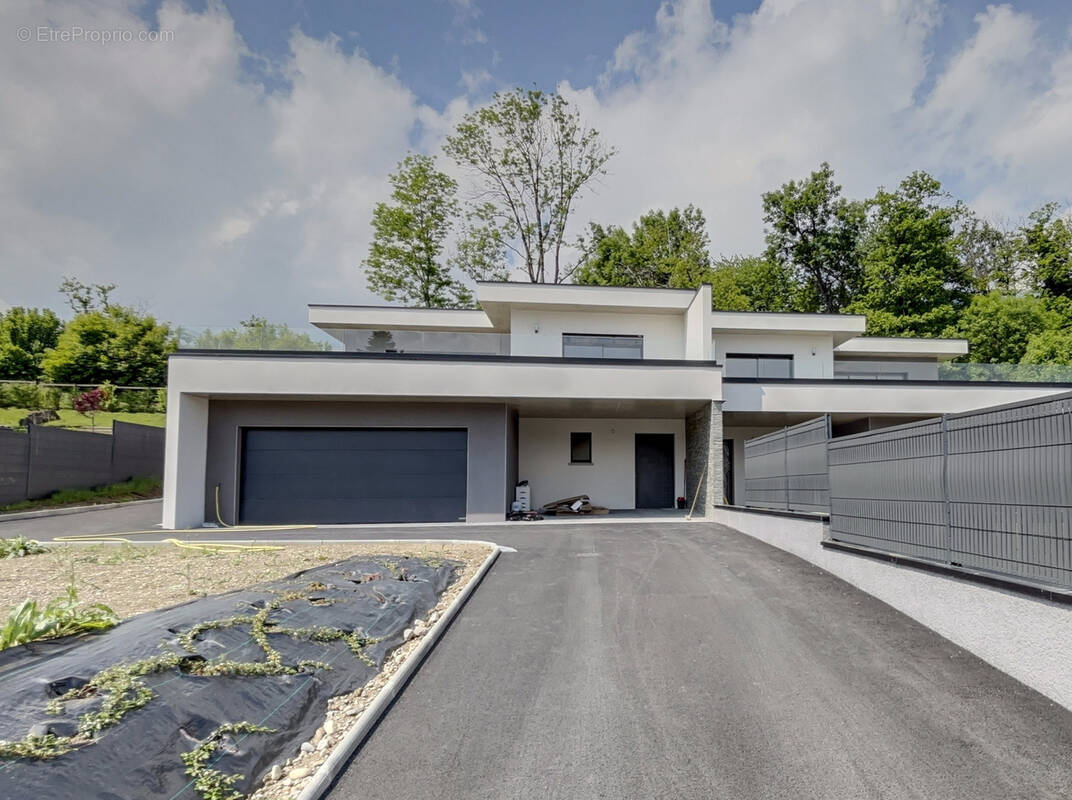 Maison à LA MOTTE-SERVOLEX