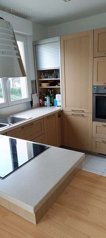 Appartement à SAINT-LAURENT-DU-VAR