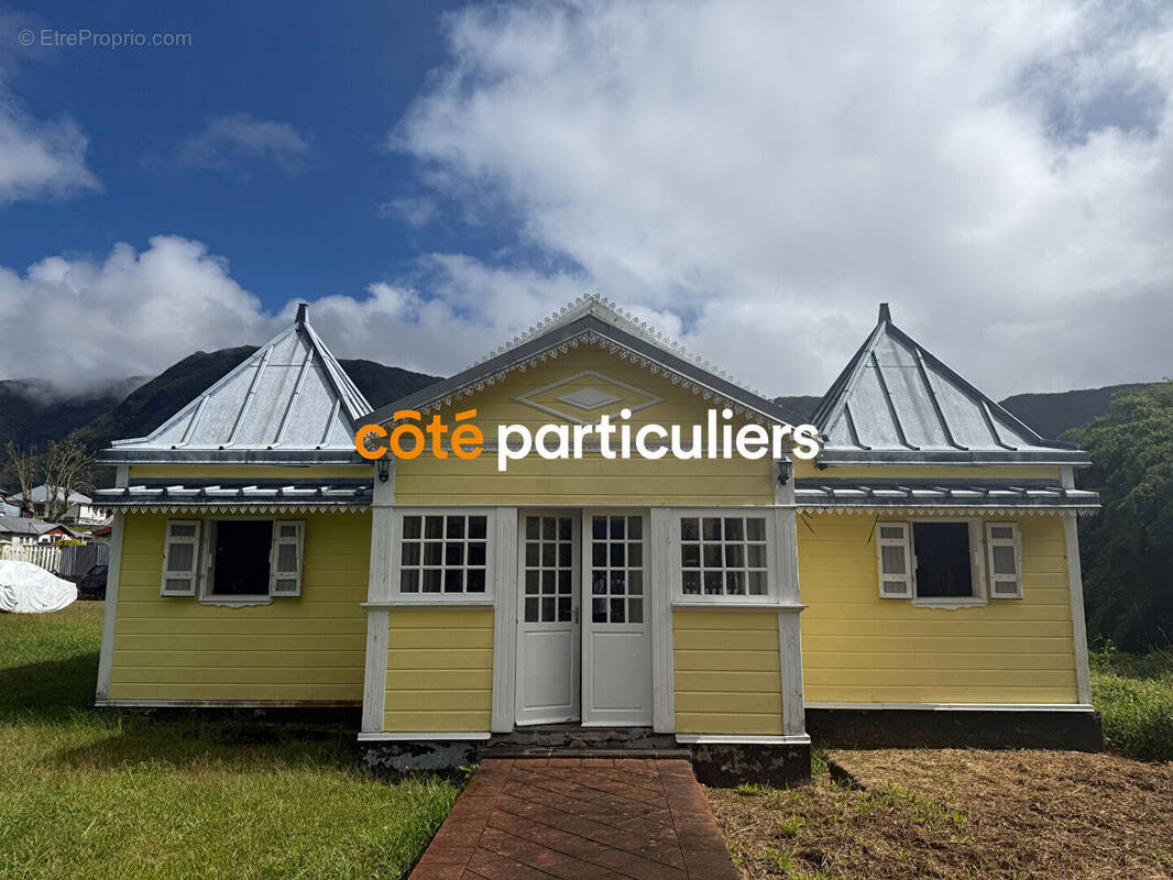 Maison à LA PLAINE-DES-PALMISTES