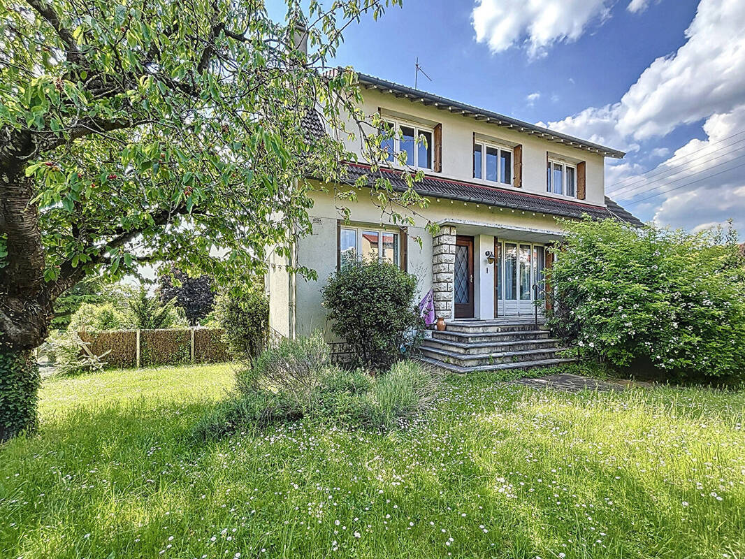 Maison à MONTGERON