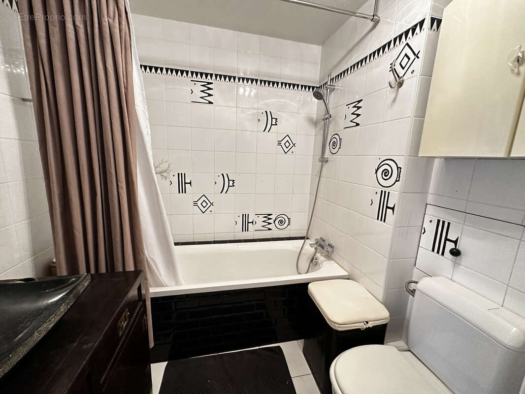 Appartement à PARIS-10E