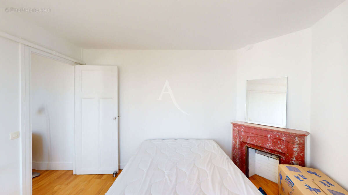 Appartement à MAISONS-ALFORT