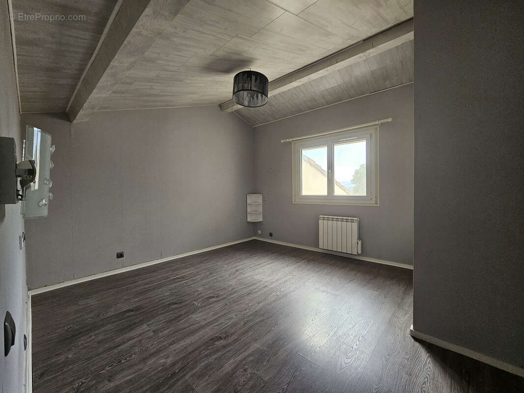 Maison à BAS-EN-BASSET