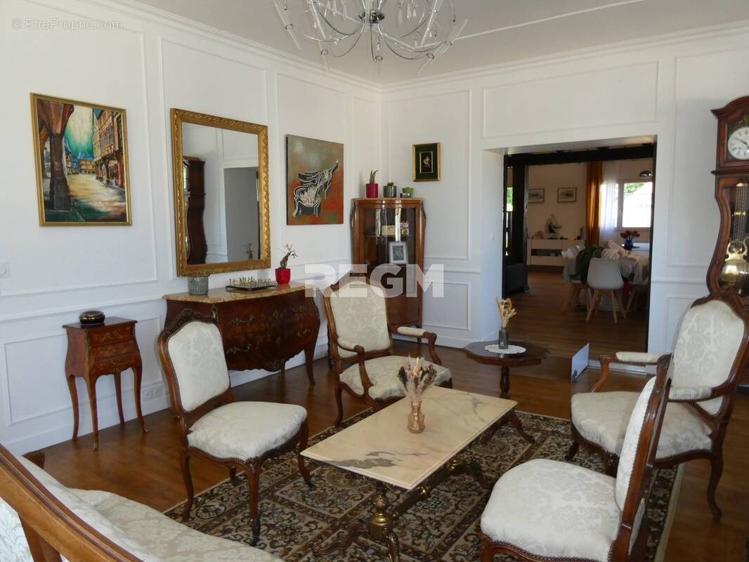 Maison à LANVALLAY