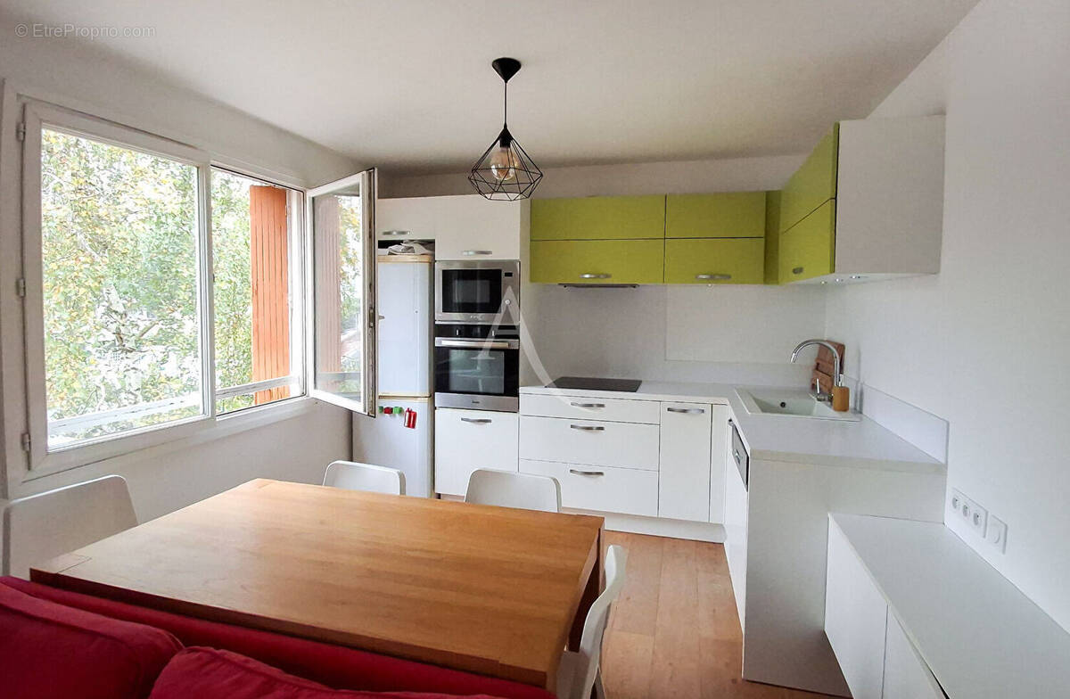 Appartement à SURESNES