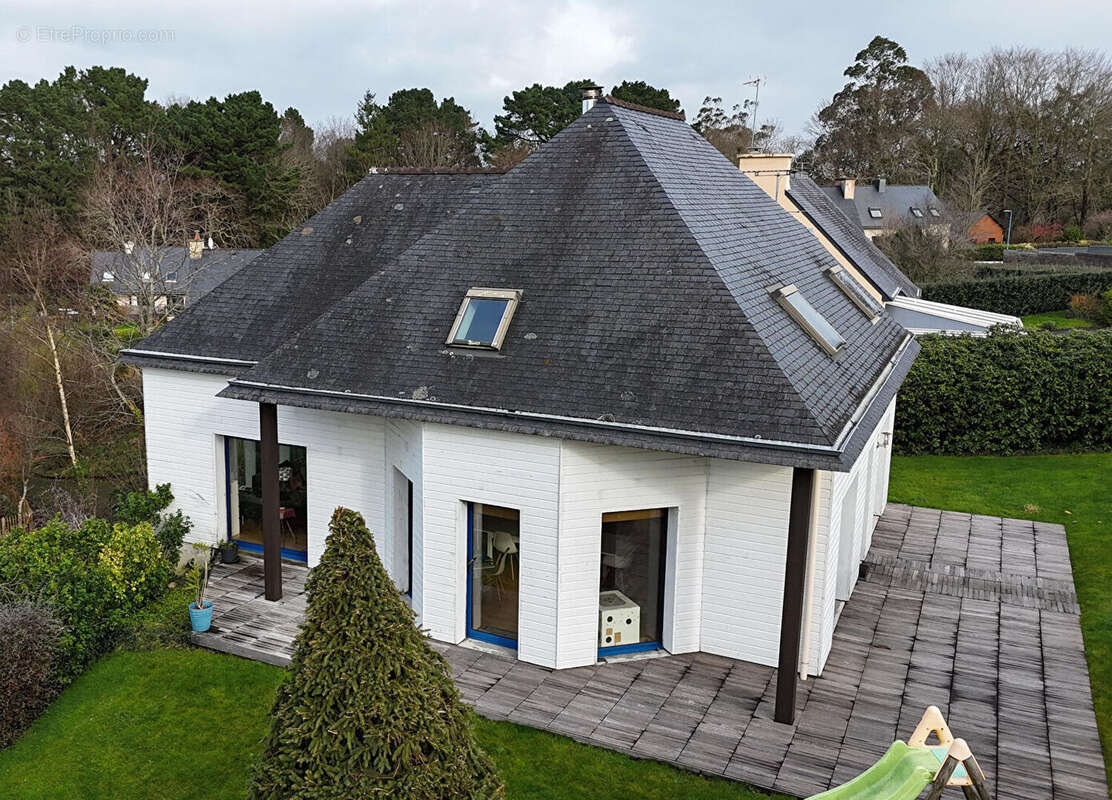 Maison à COMBRIT