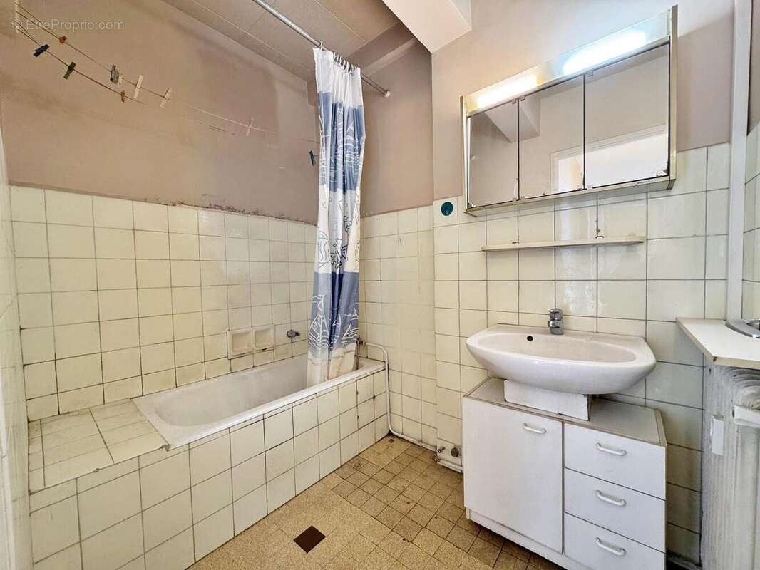   - Appartement à NICE