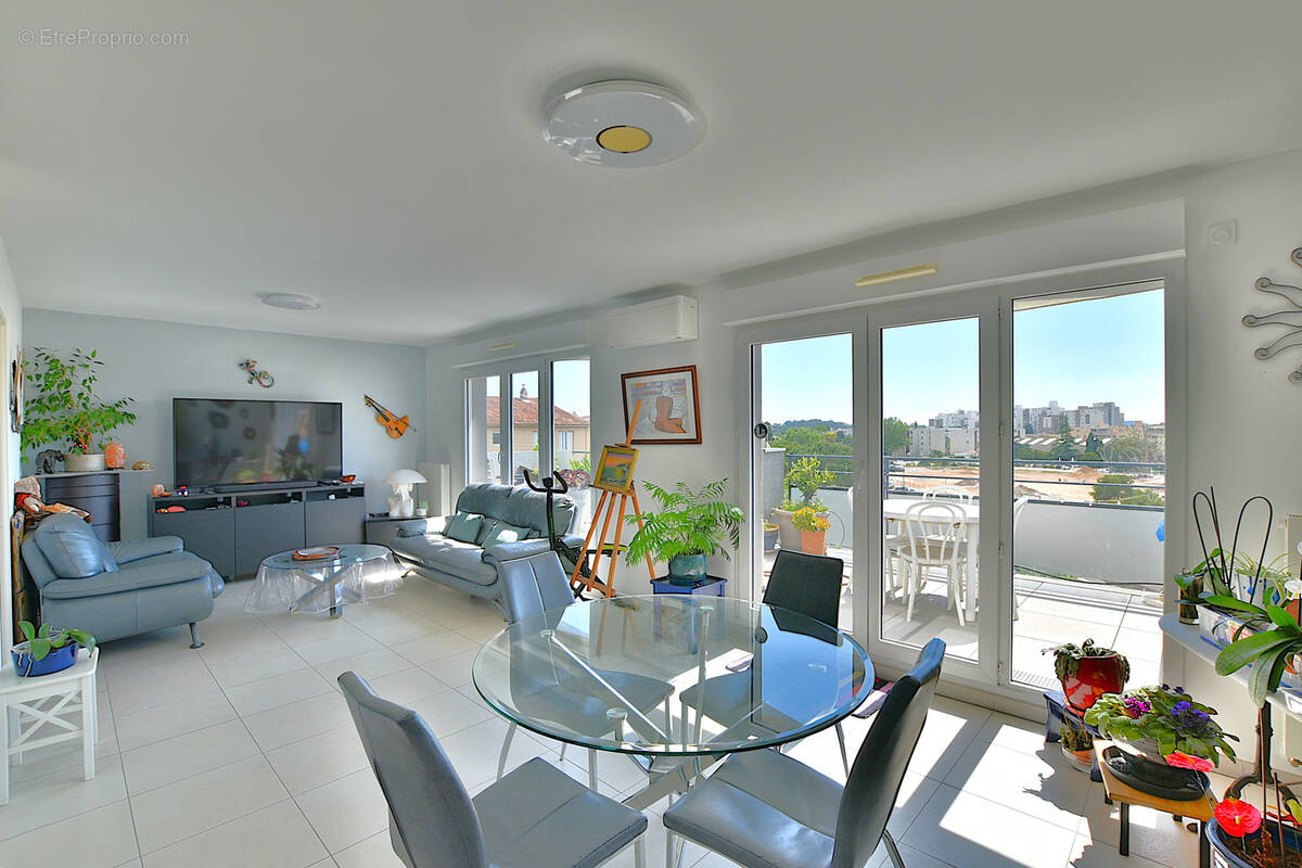 Appartement à LA GARDE