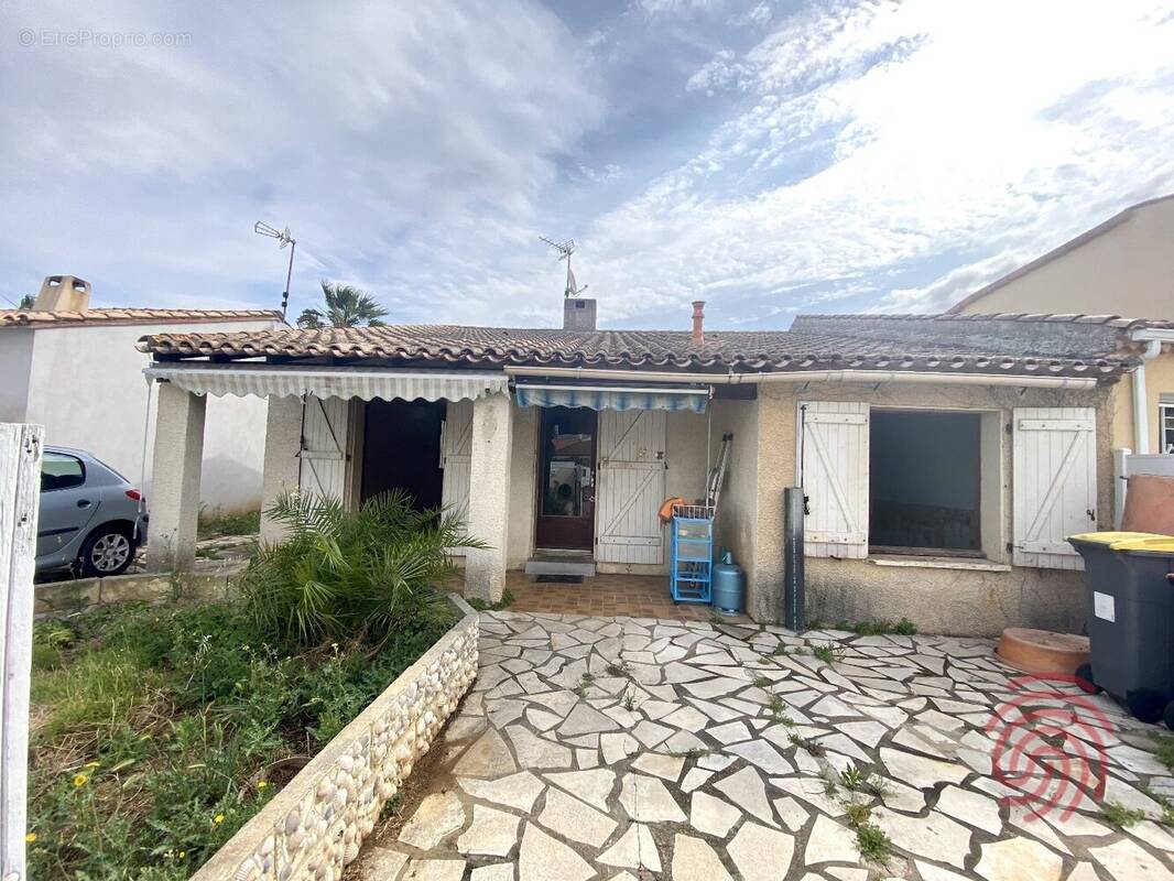Maison à VILLENEUVE-LES-BEZIERS