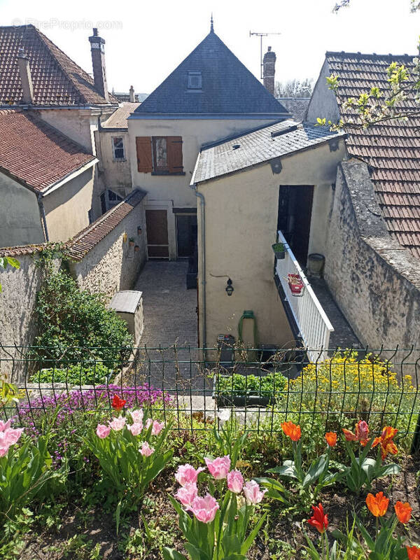 Maison à GALLARDON