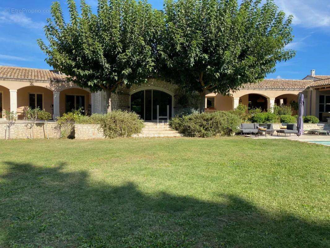 Maison à MAUSSANE-LES-ALPILLES