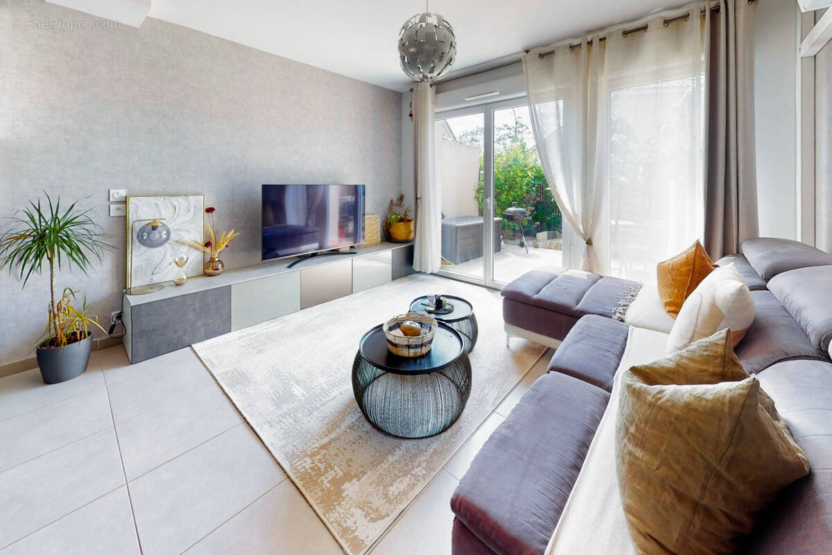 Appartement à LANCON-PROVENCE