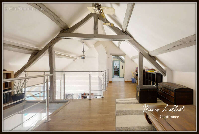Maison à COURCY-AUX-LOGES