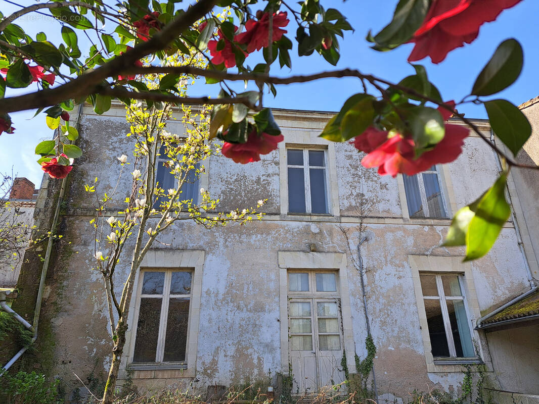 Maison à LE LOROUX-BOTTEREAU