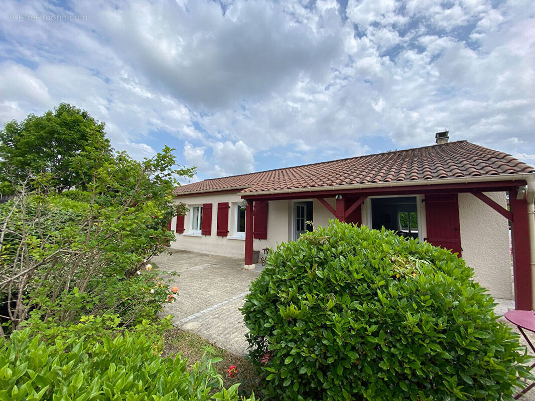 Maison à COULOUNIEIX-CHAMIERS