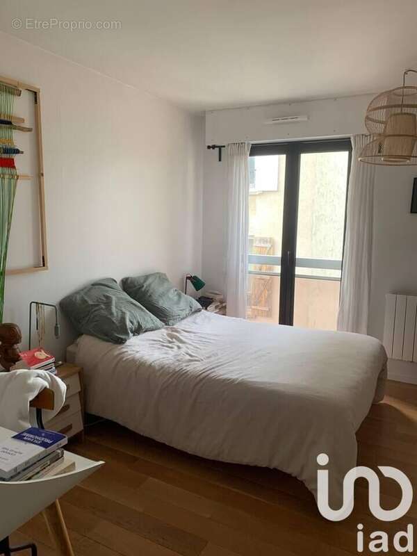Photo 3 - Appartement à SURESNES