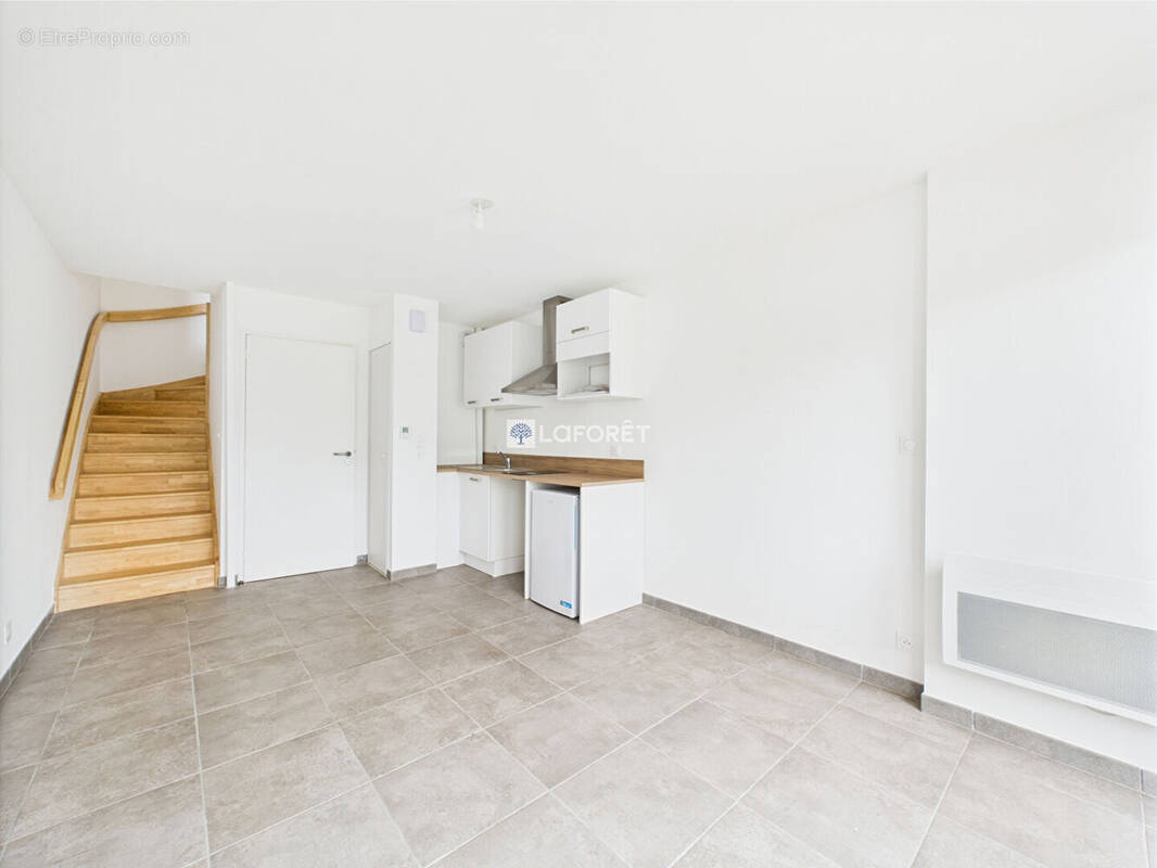 Appartement à COMBRIT