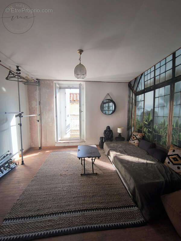 Maison à CORNEILHAN