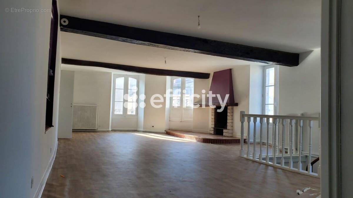 Appartement à LA ROCHEFOUCAULD