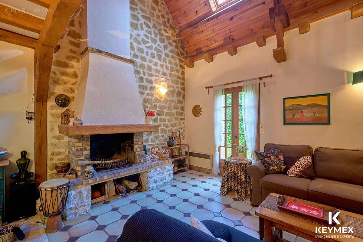 Maison à ENNERY