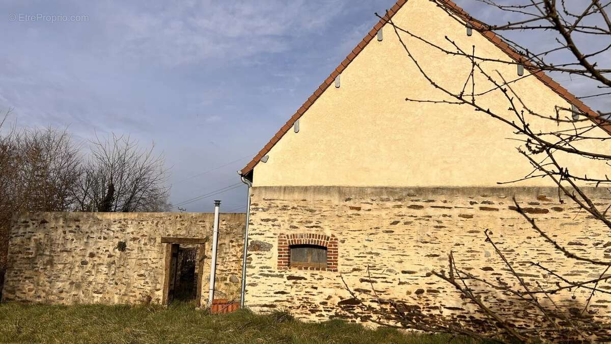 Maison à GARGILESSE-DAMPIERRE