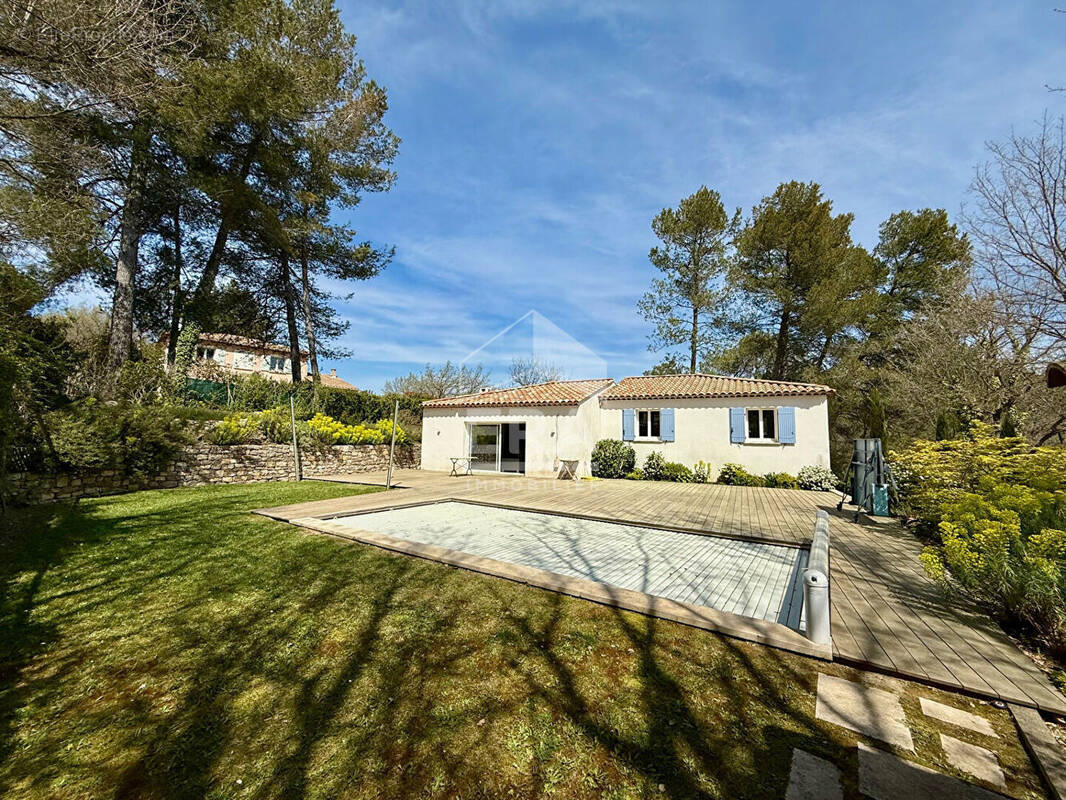 Maison à PEYNIER