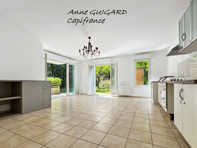 Appartement à SEYNOD