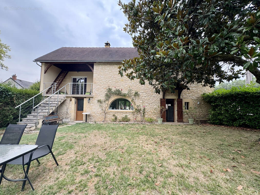 Maison à MONTIGNAC