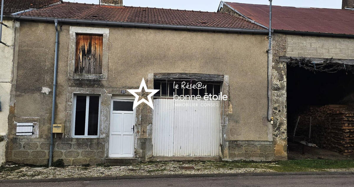 Maison à FRESNES-SUR-APANCE