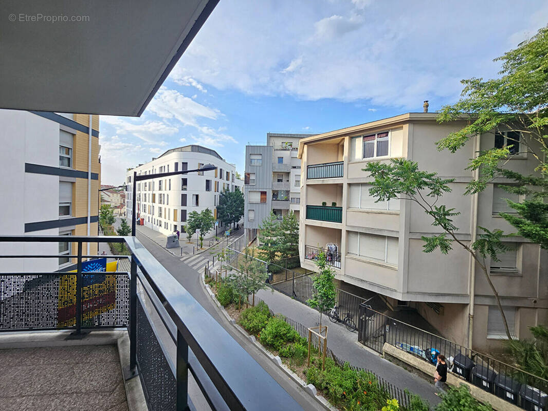 Appartement à AUBERVILLIERS