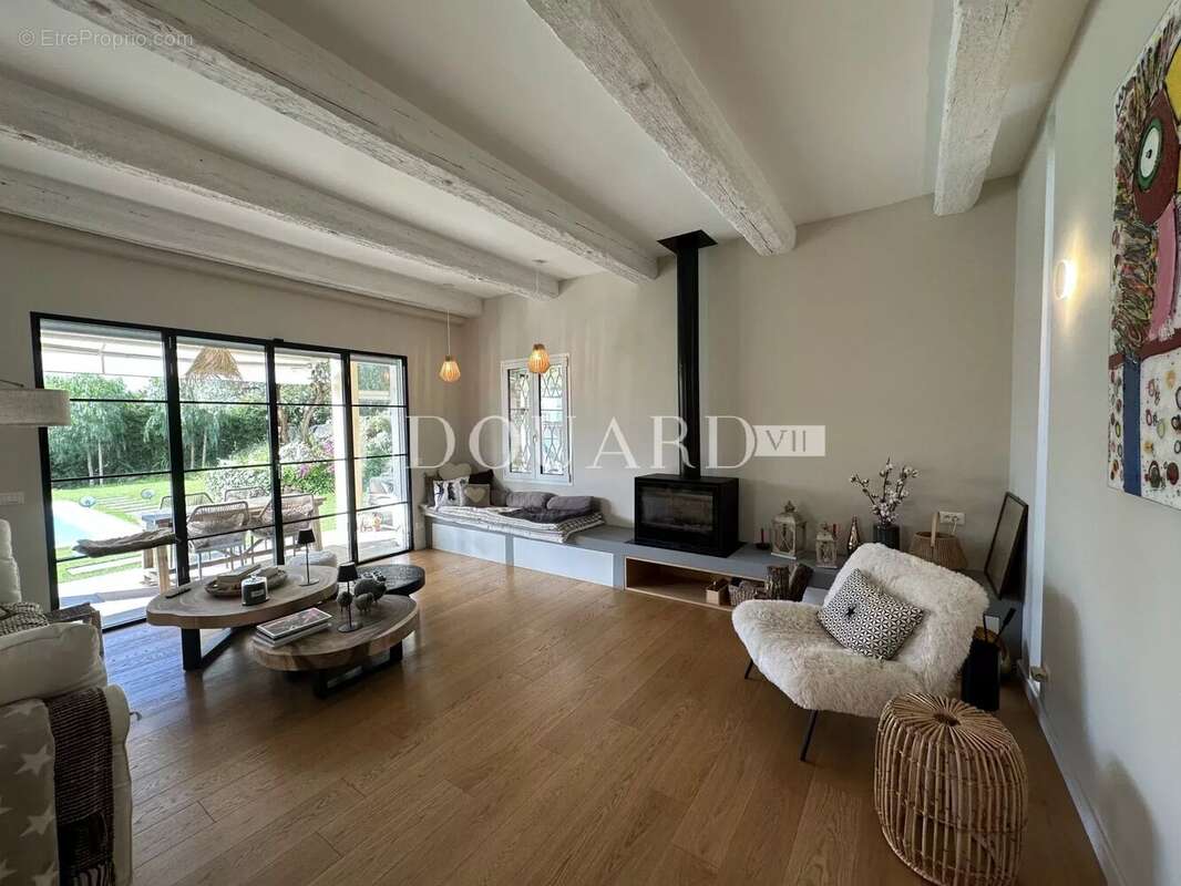Maison à ROQUEBRUNE-CAP-MARTIN
