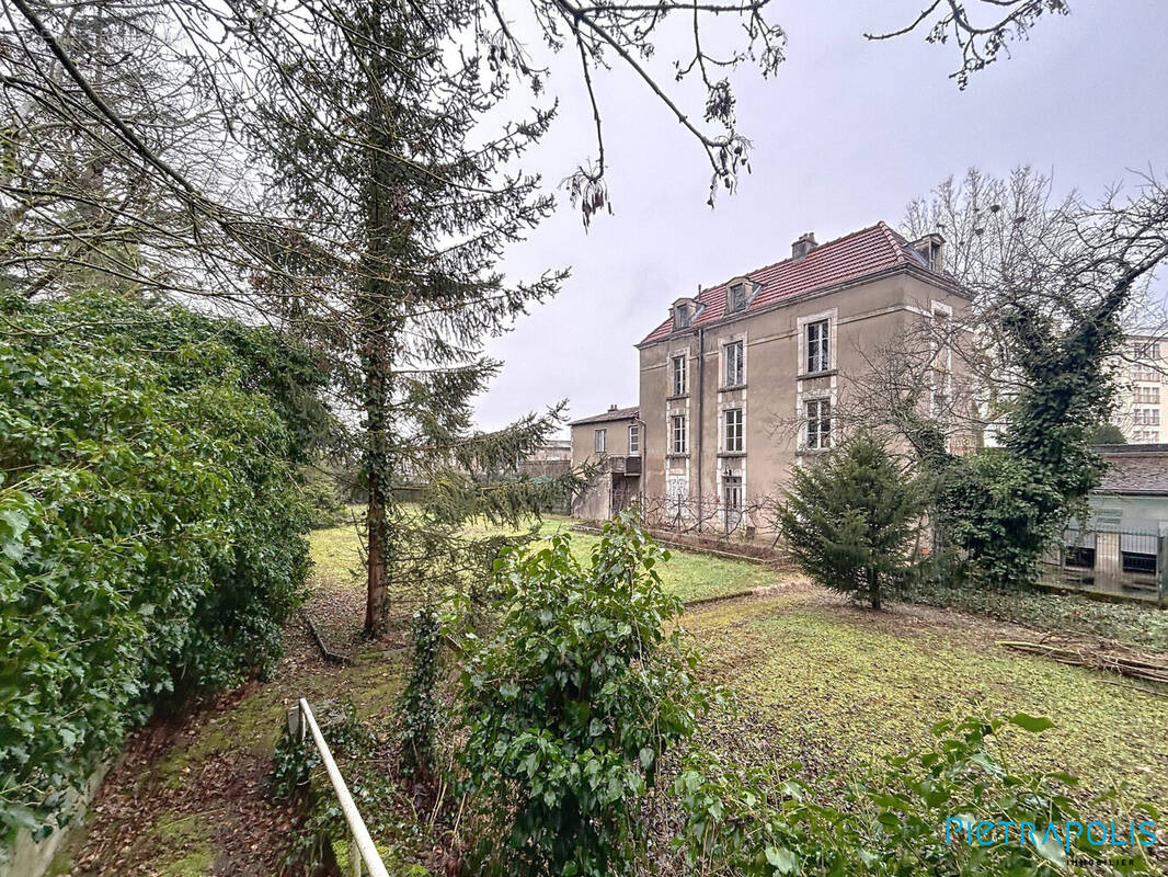 Maison à CHAUMONT